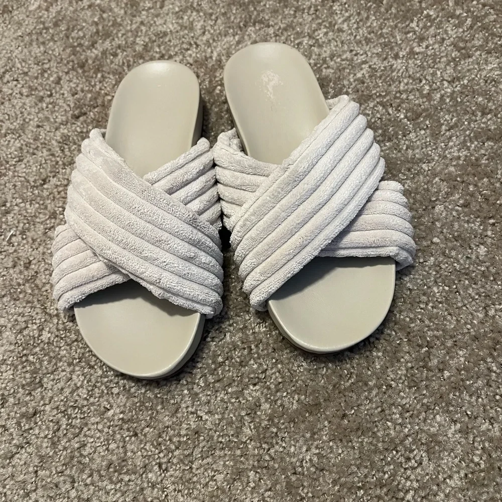 KAANAS Sinatra Slides ivory 9 soft velour‎